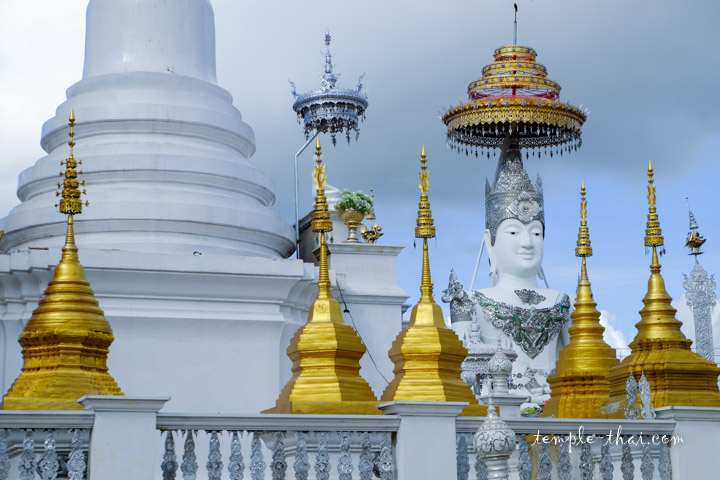 Wat Chiang Rai
