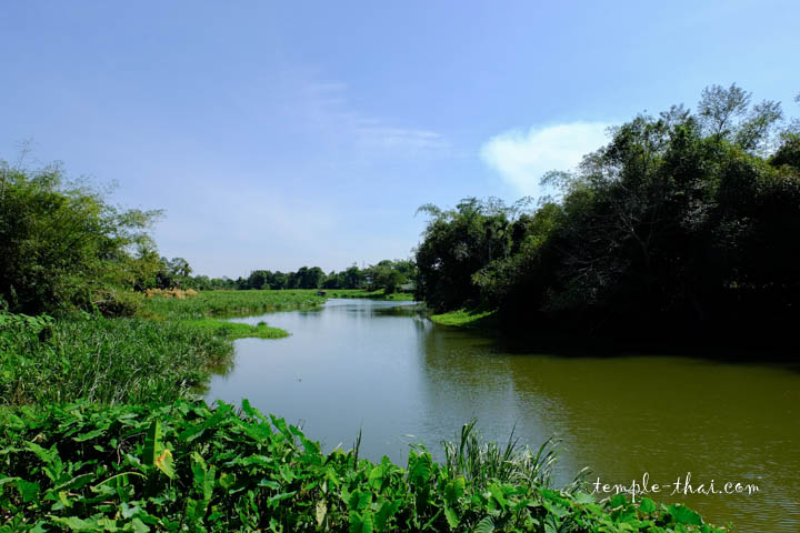 Nakhon Nayok River