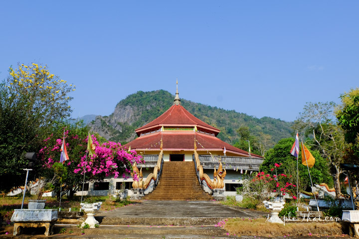 Wat Tham Sao Hin Phayanak