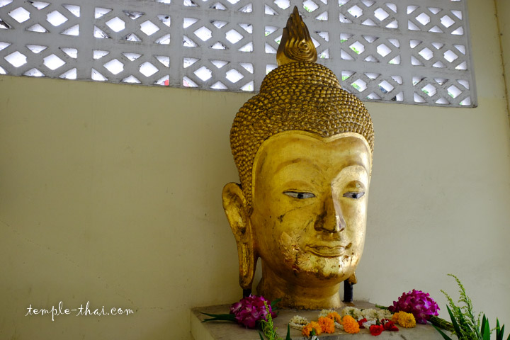 tête d'un bouddha