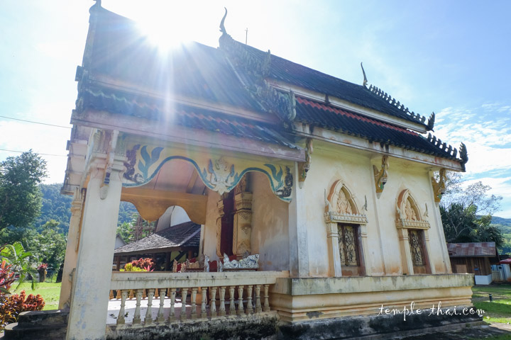 Wat Pho Chai Na Haeo