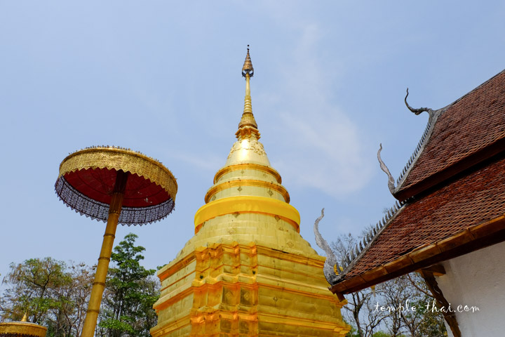 Wat Phrathat Chom Thong