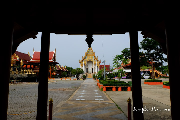 Wat Bang Khae Noi