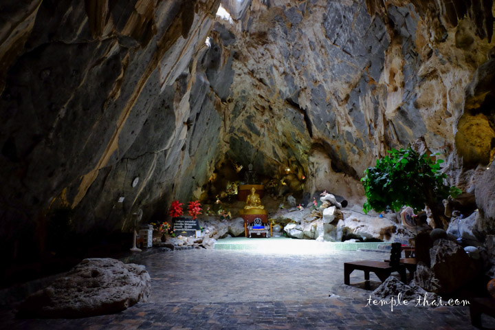 Wat Tham Khao Wong Pak Chong