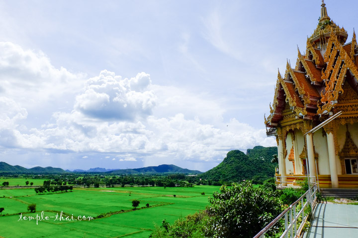 Wat Tham Suea