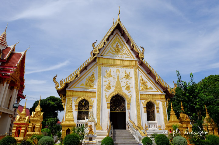Wat Mahathat Nakhon Phanom