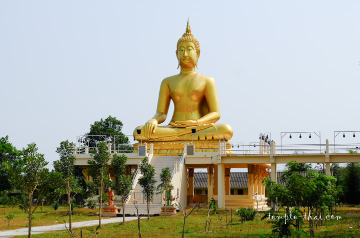 Wat Lahan Yai Sangkharam