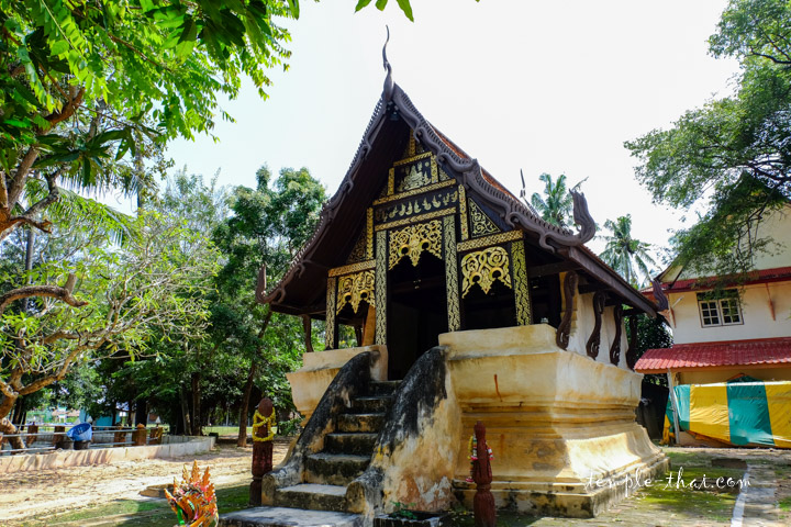 Wat Traiphum Phue Hi