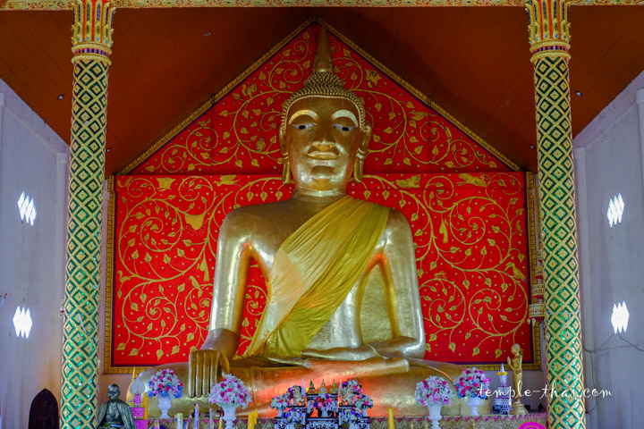 Wat Phra Chao Tho Muang Hot