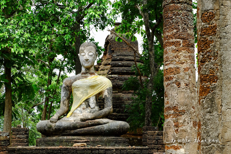 Wat Khao Phanom Phloeng