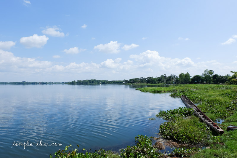 Nong Han Lake